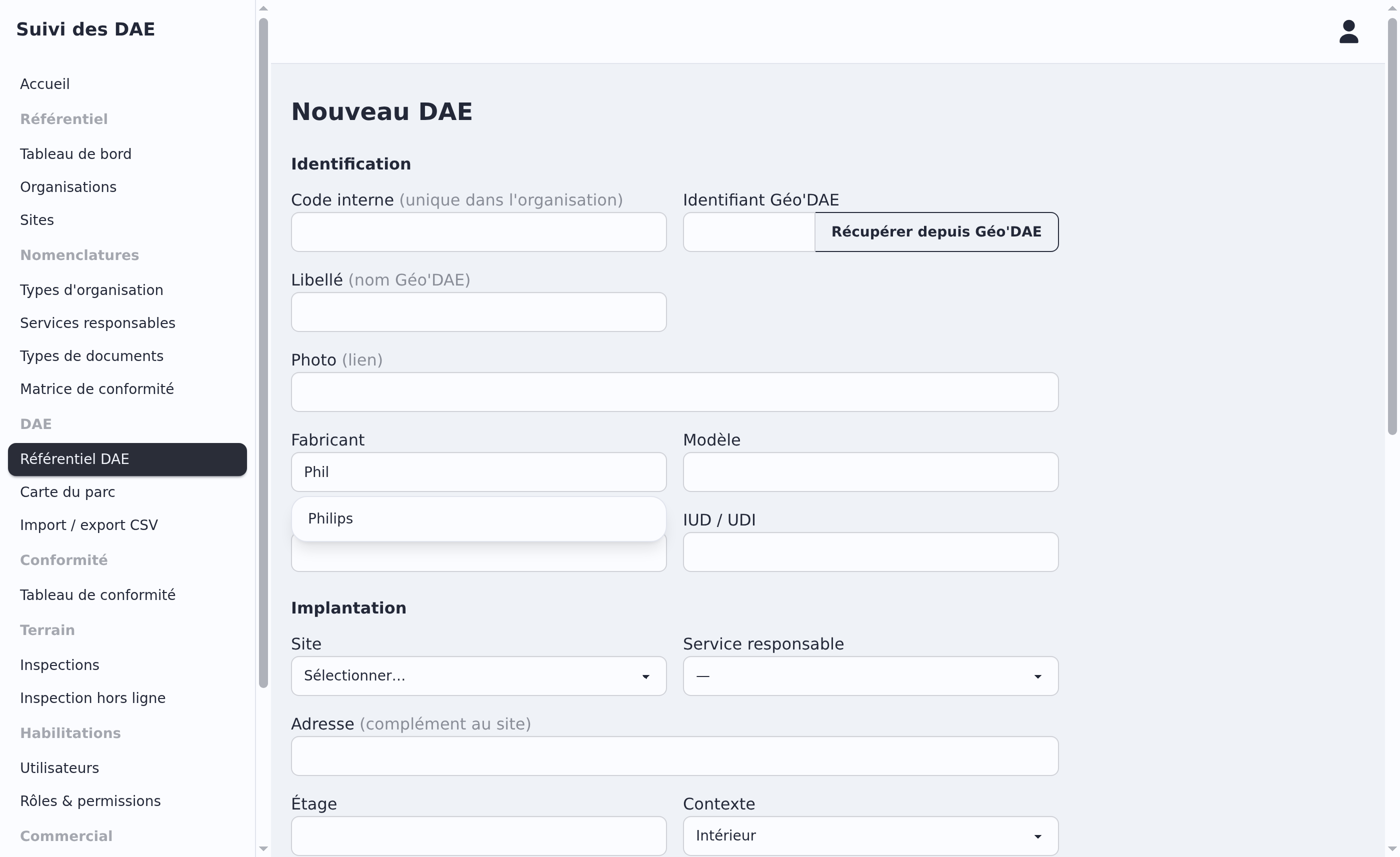 Liste d'autocomplétion du fabricant à la saisie